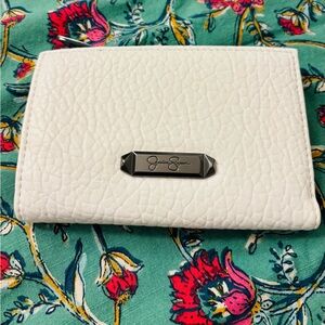 Beautiful Jessica Simpson White Textured Wallet